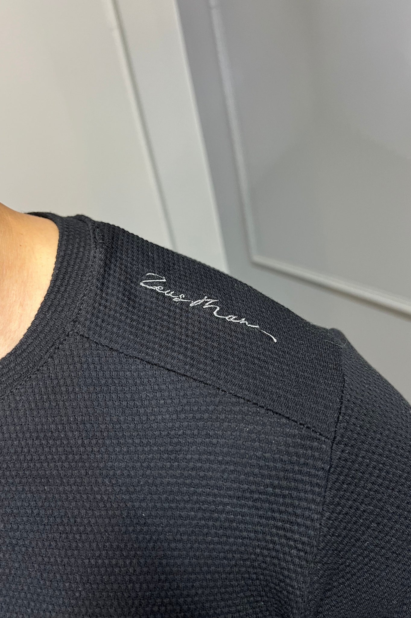 Camisa Texturizada Zeus- Preto