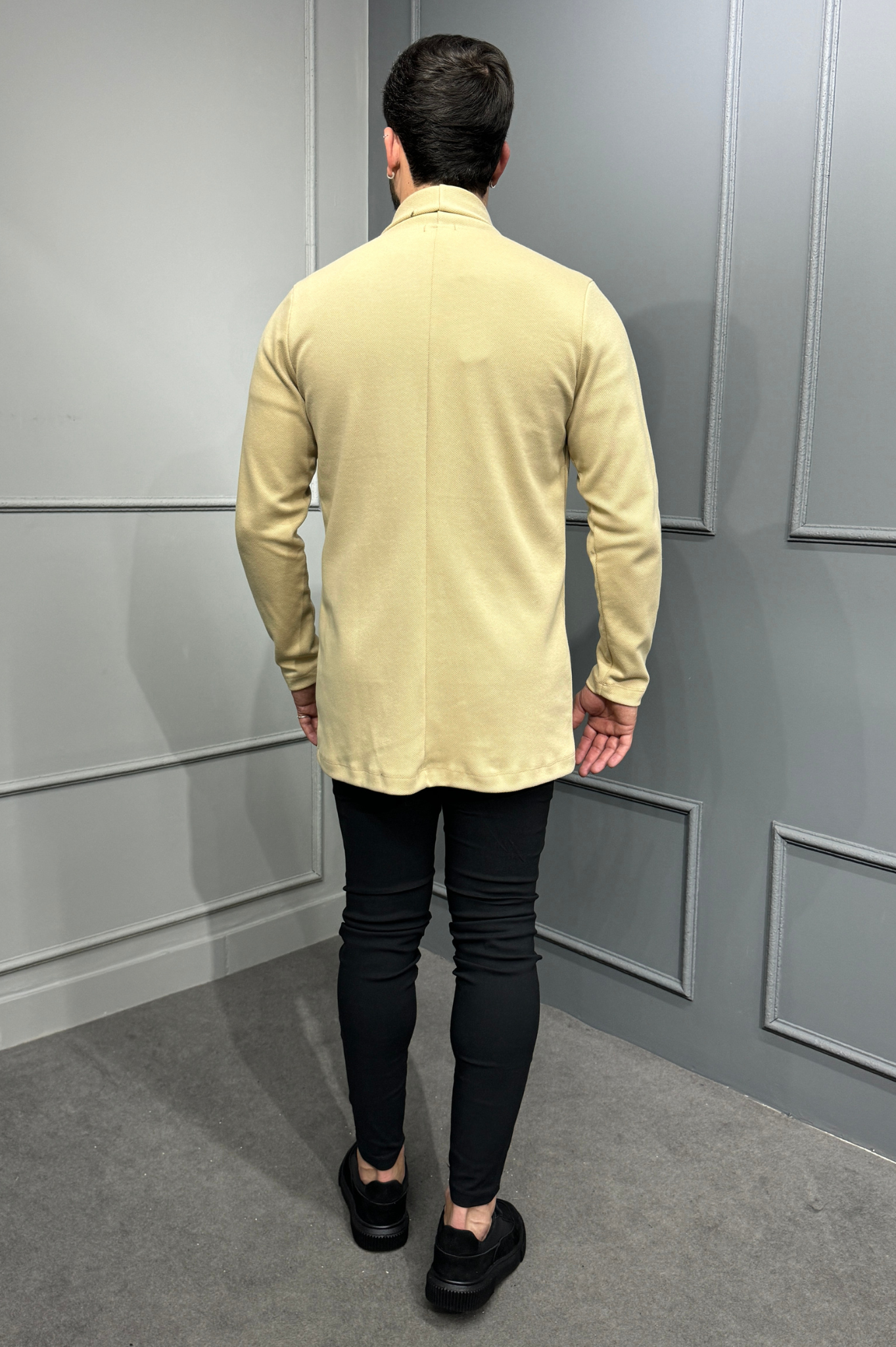 Cardigan Zeus