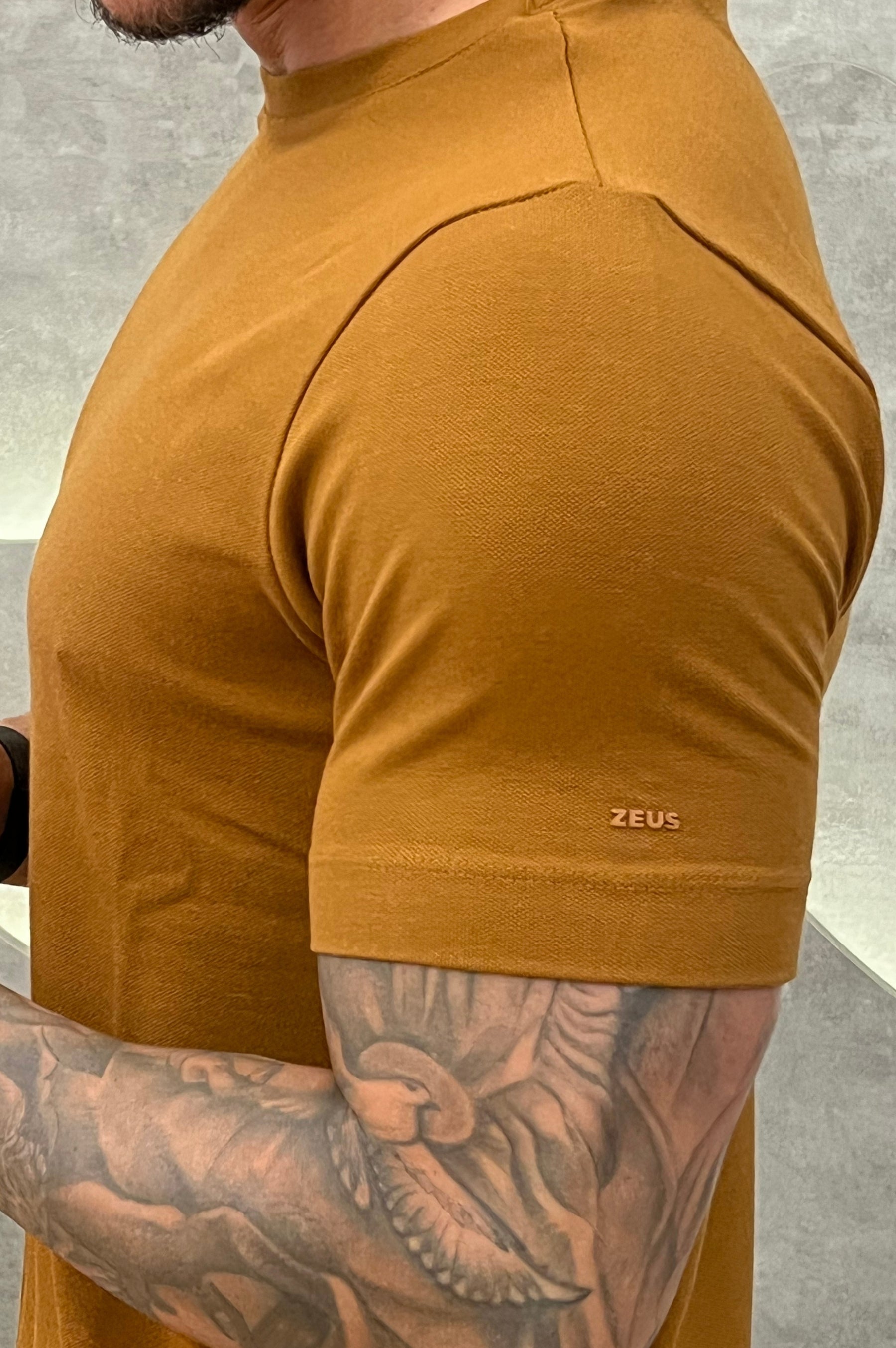 Camisa Piquet Pima Zeus Caramelo