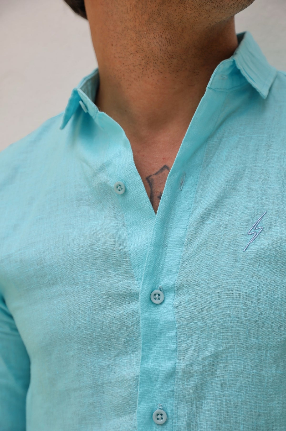 Camisa Social 100% Linho Azul Manga Longa Zeus