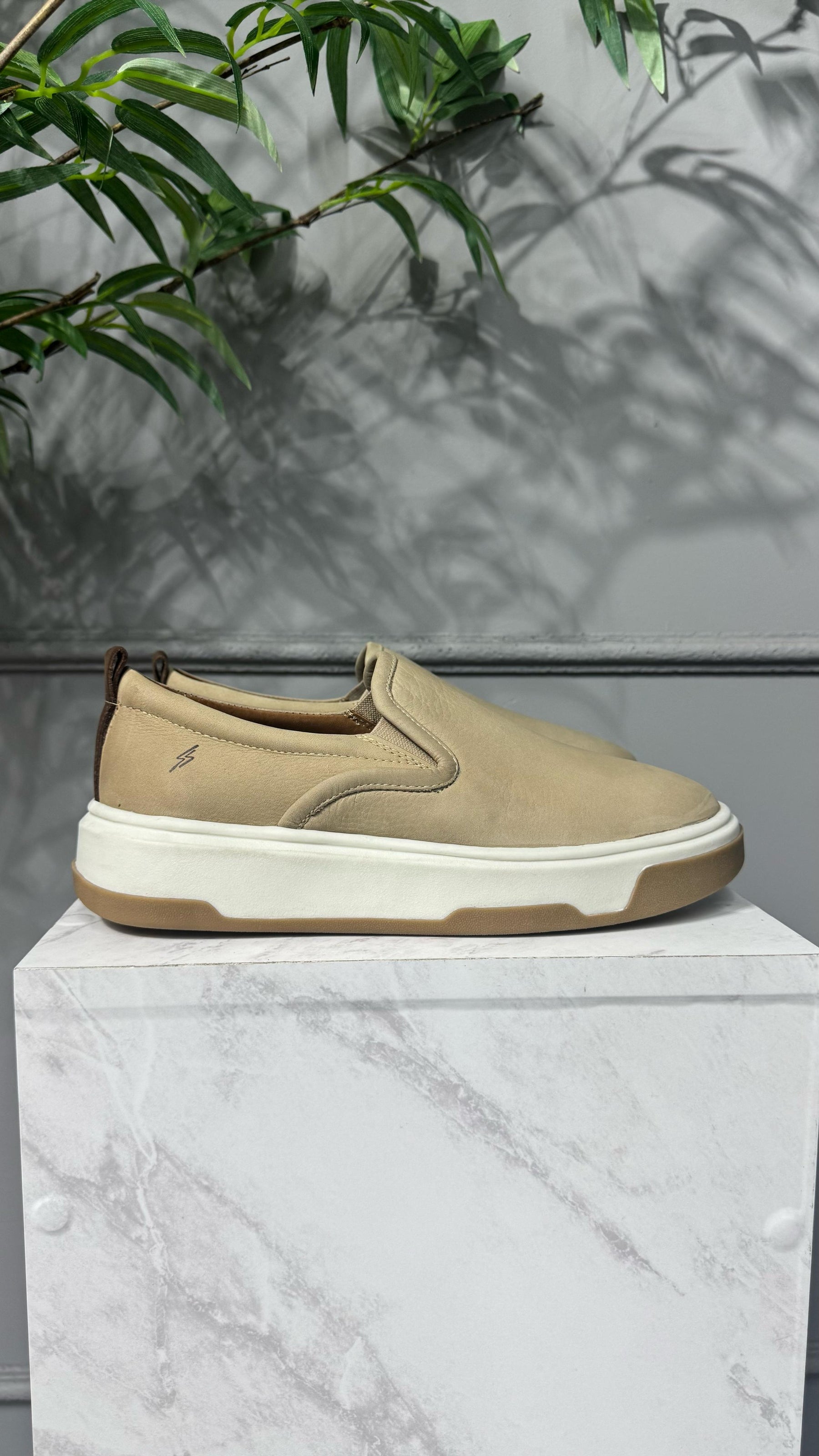 Calçado Sneaker Mancinne