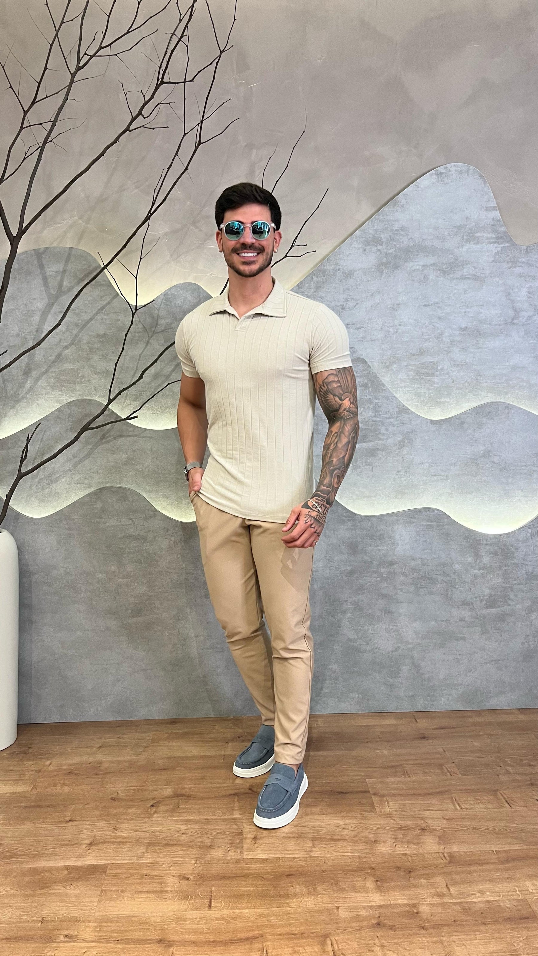 Camisa Polo Gola V Texturizada