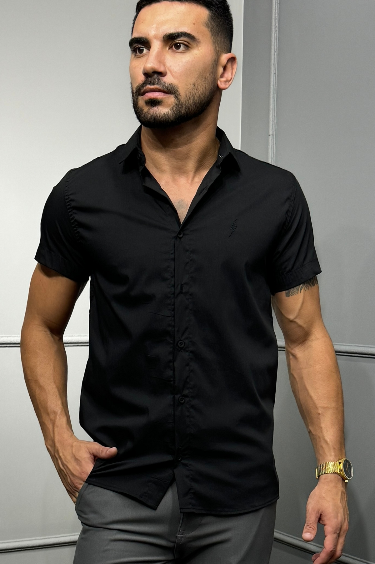Camisa Social Manga Curta Zeus Preta