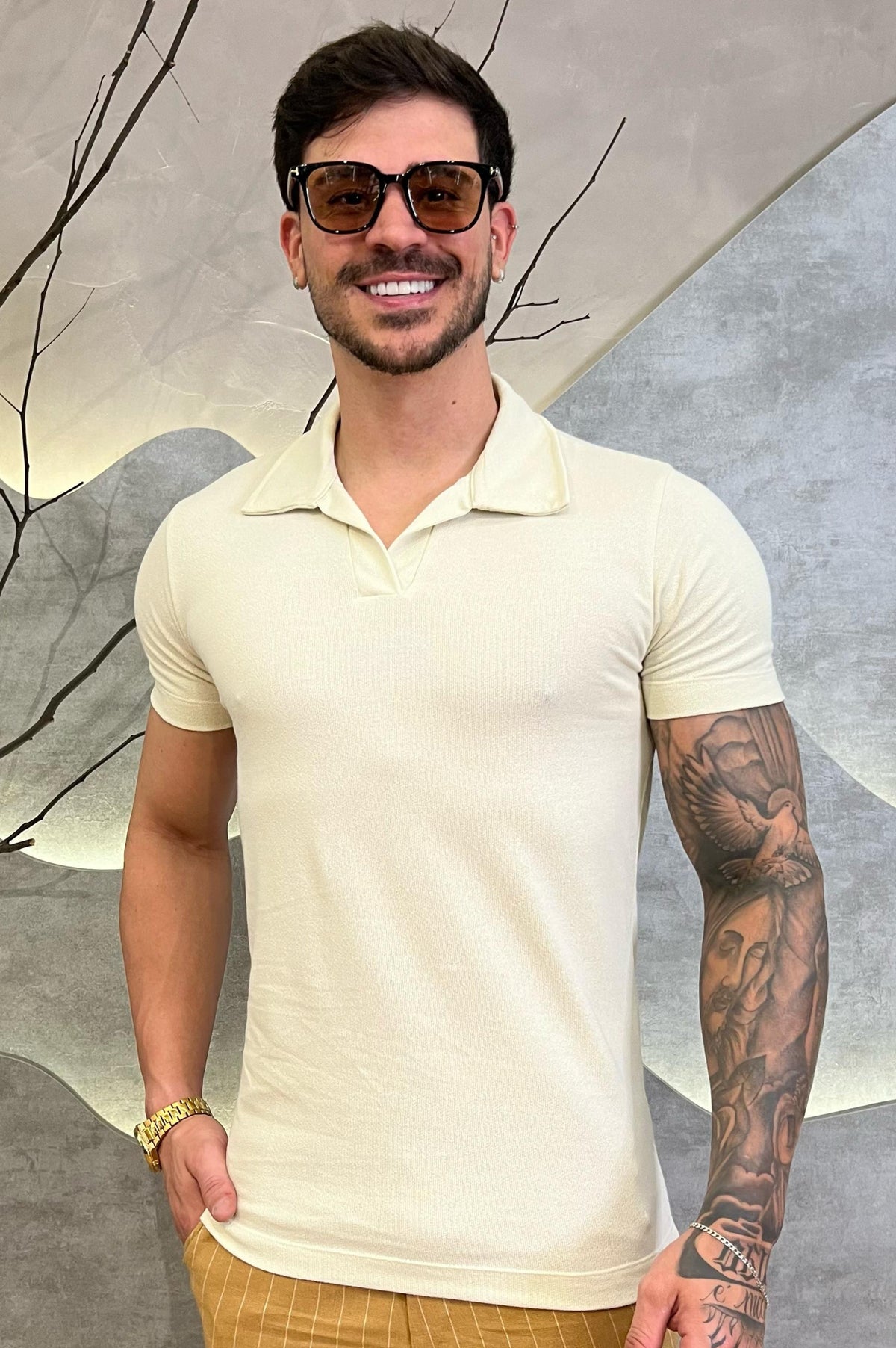 Camisa Polo Gola V Areia Zeus