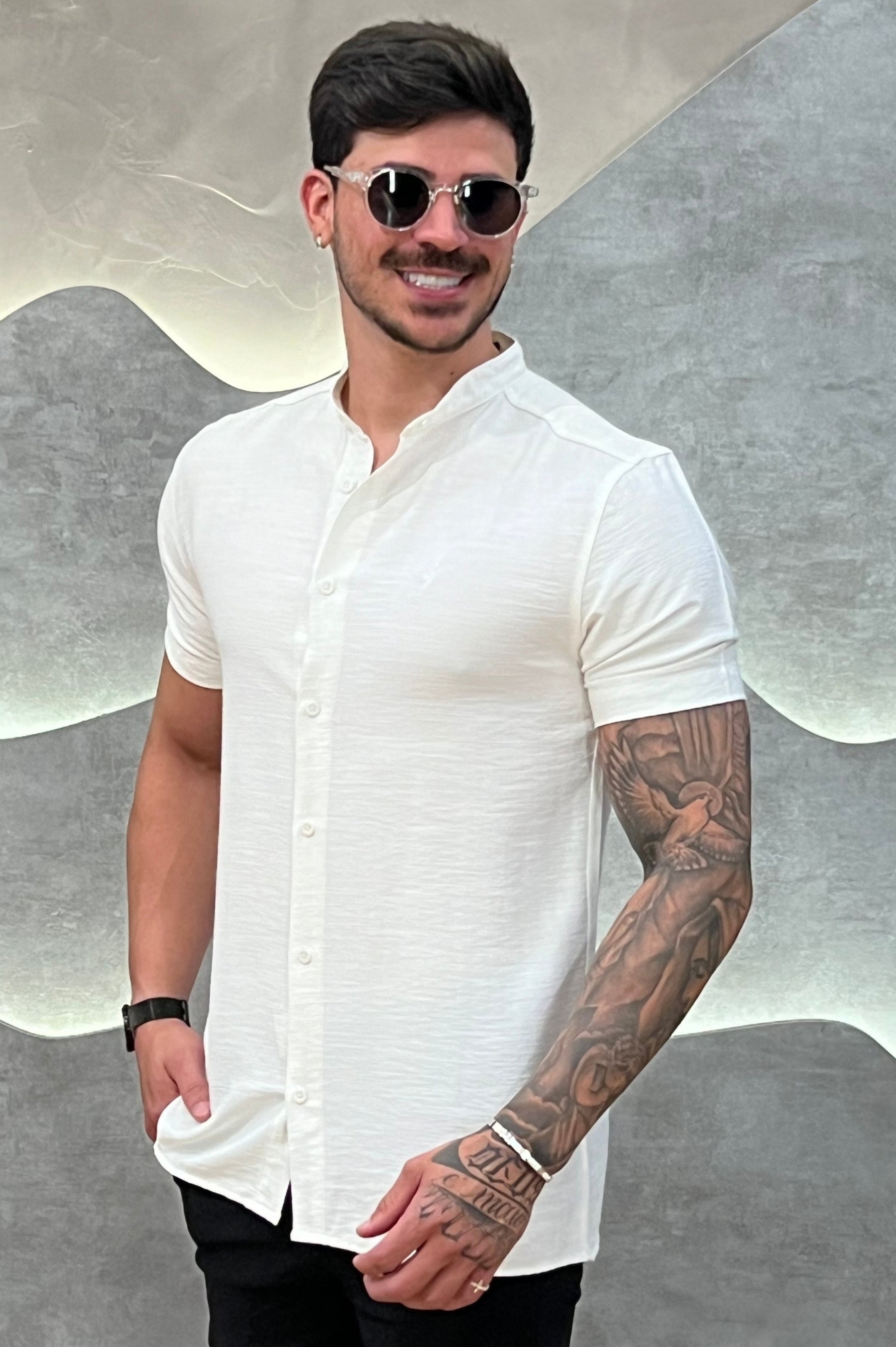 Camisa Viscolinho Branca Gola Padre Zeus