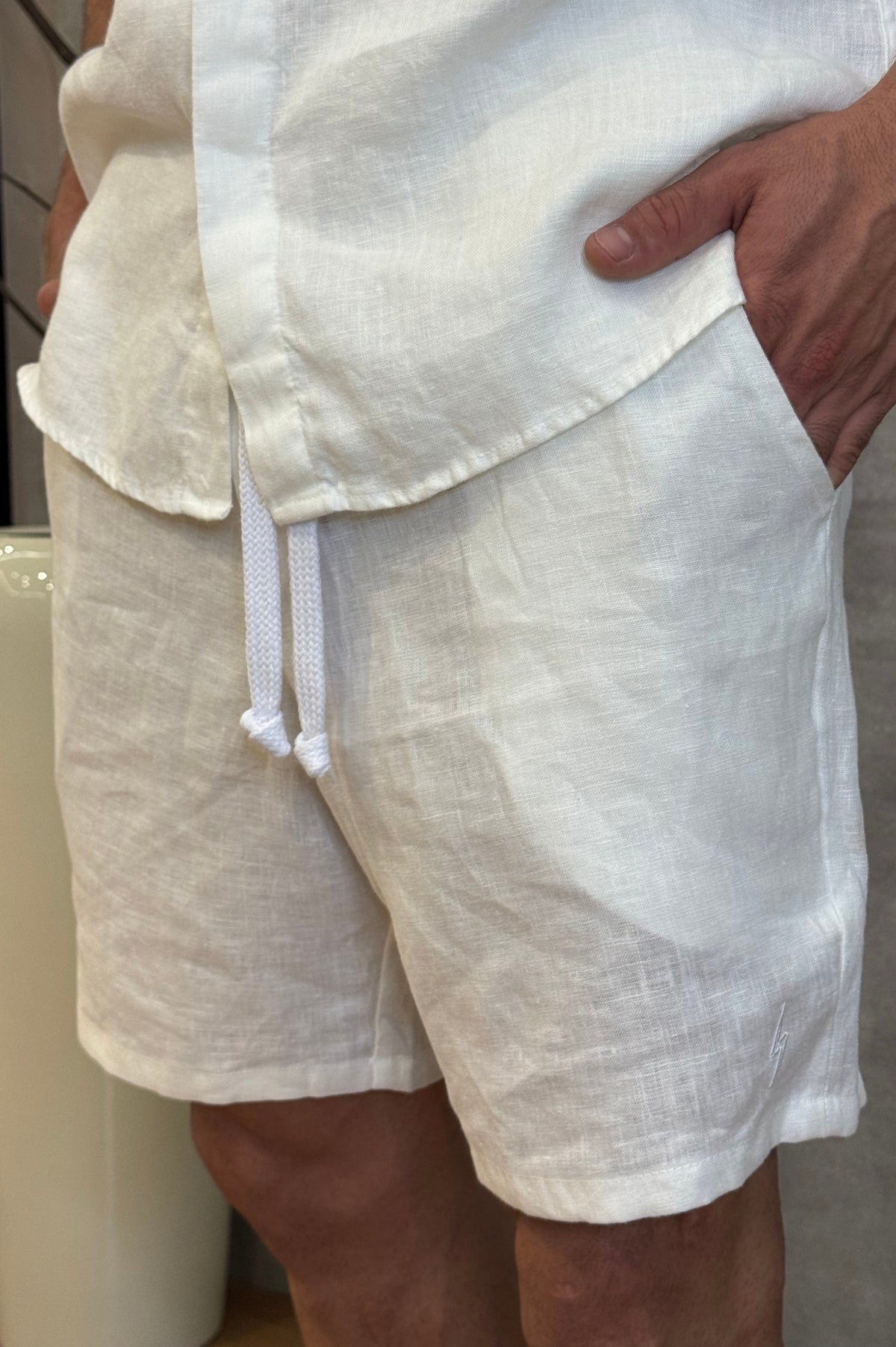Short 100% Linho Zeus