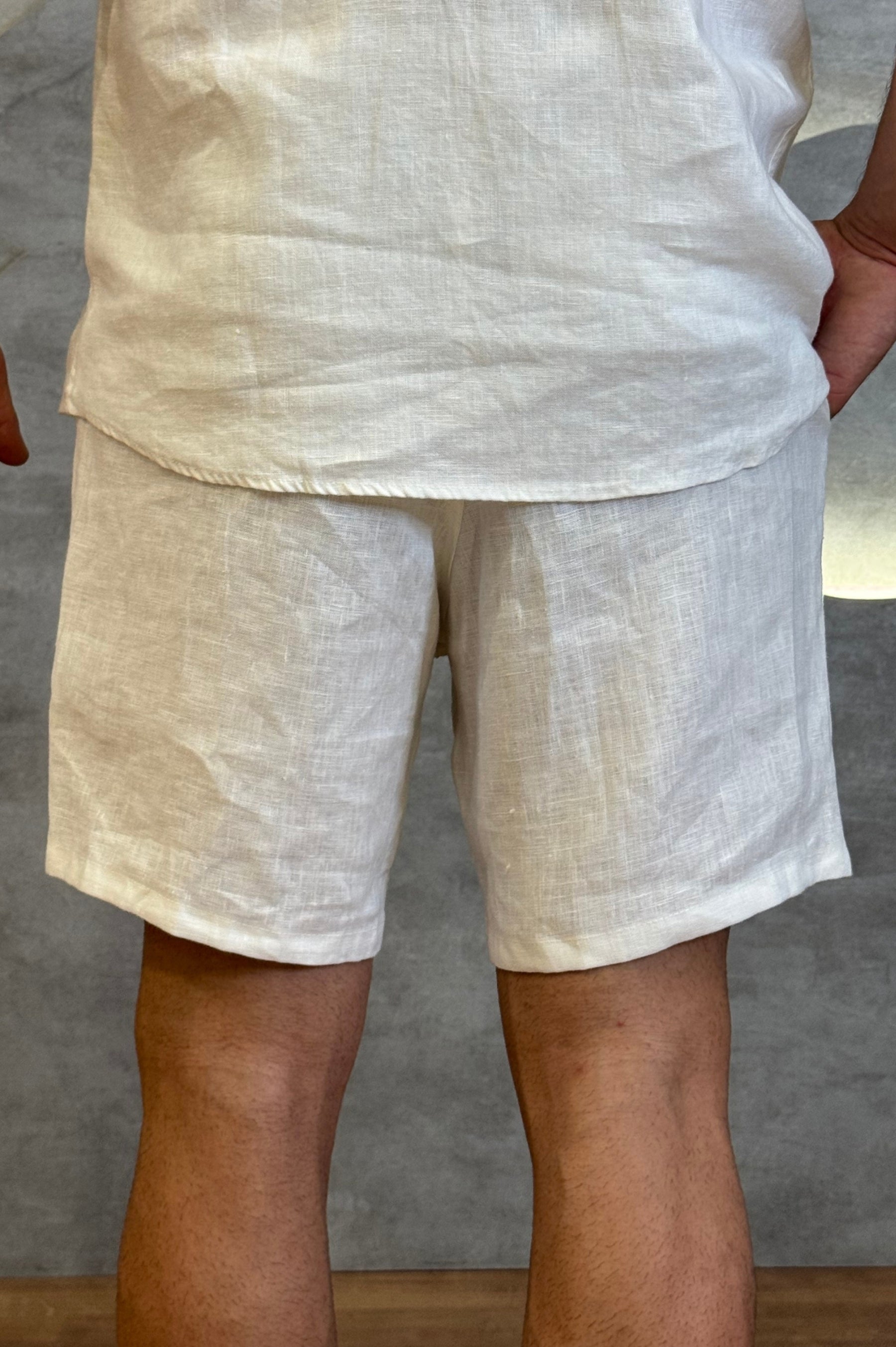 Short 100% Linho Zeus