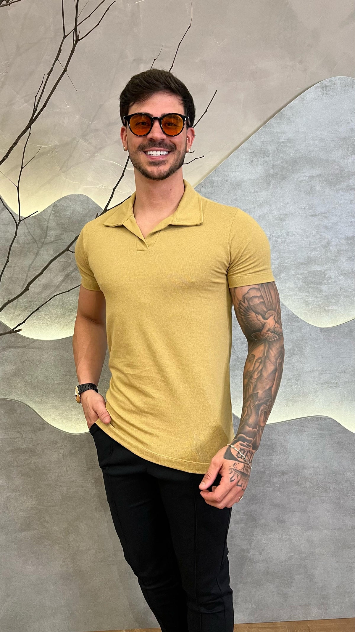 Camisa Polo Gola V Bege Zeus