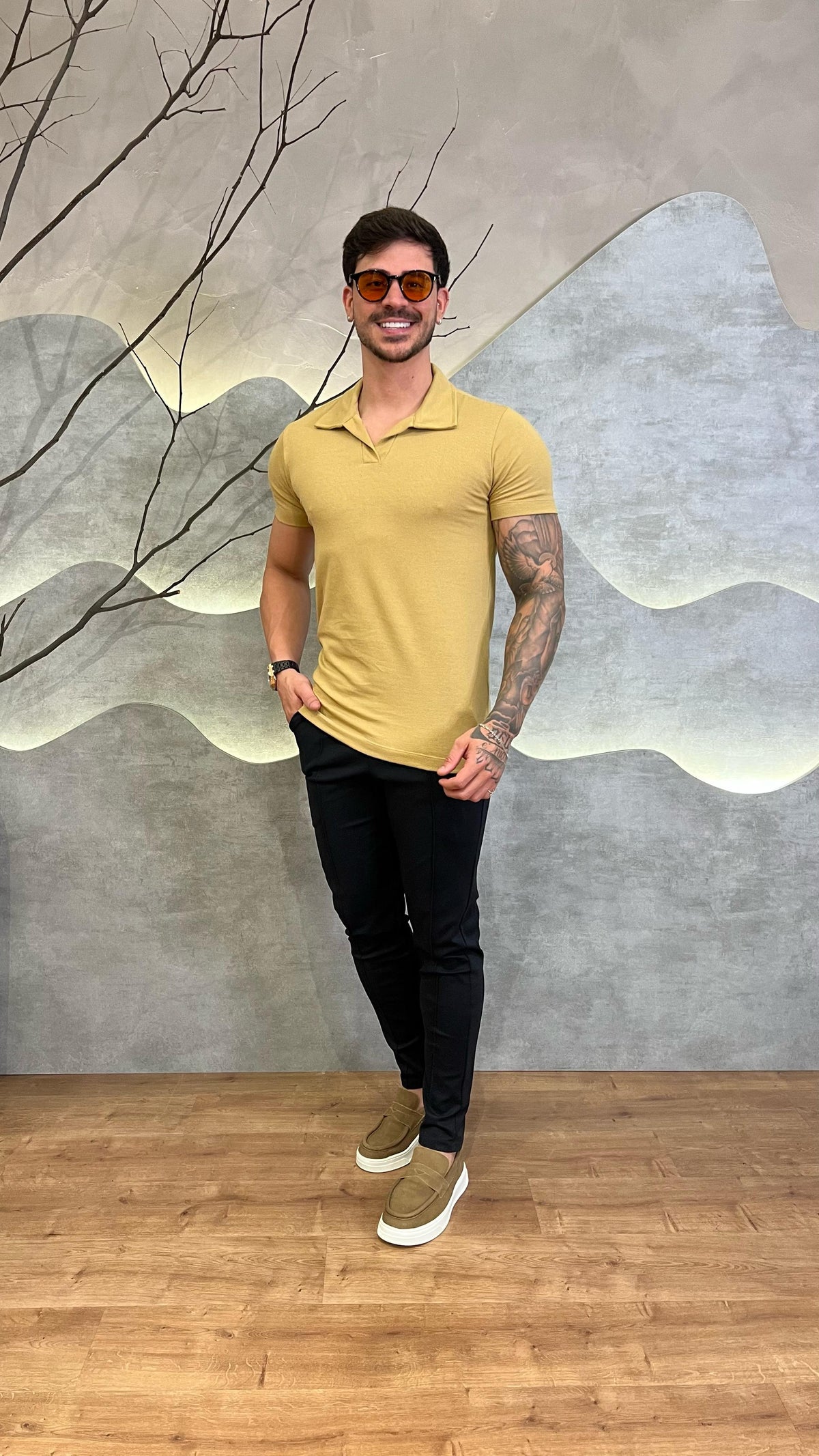 Camisa Polo Gola V Bege Zeus