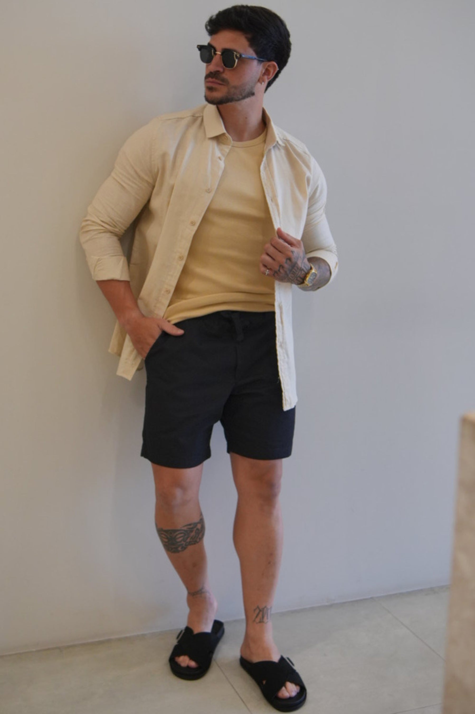 Short em Sarja Mauricinho Zeus Preto