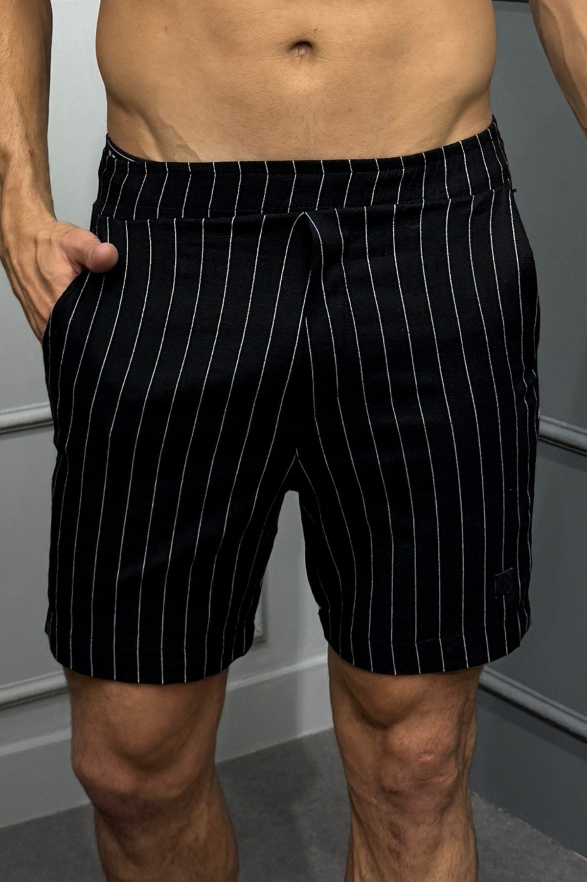Short Com Listra de Giz Raveman