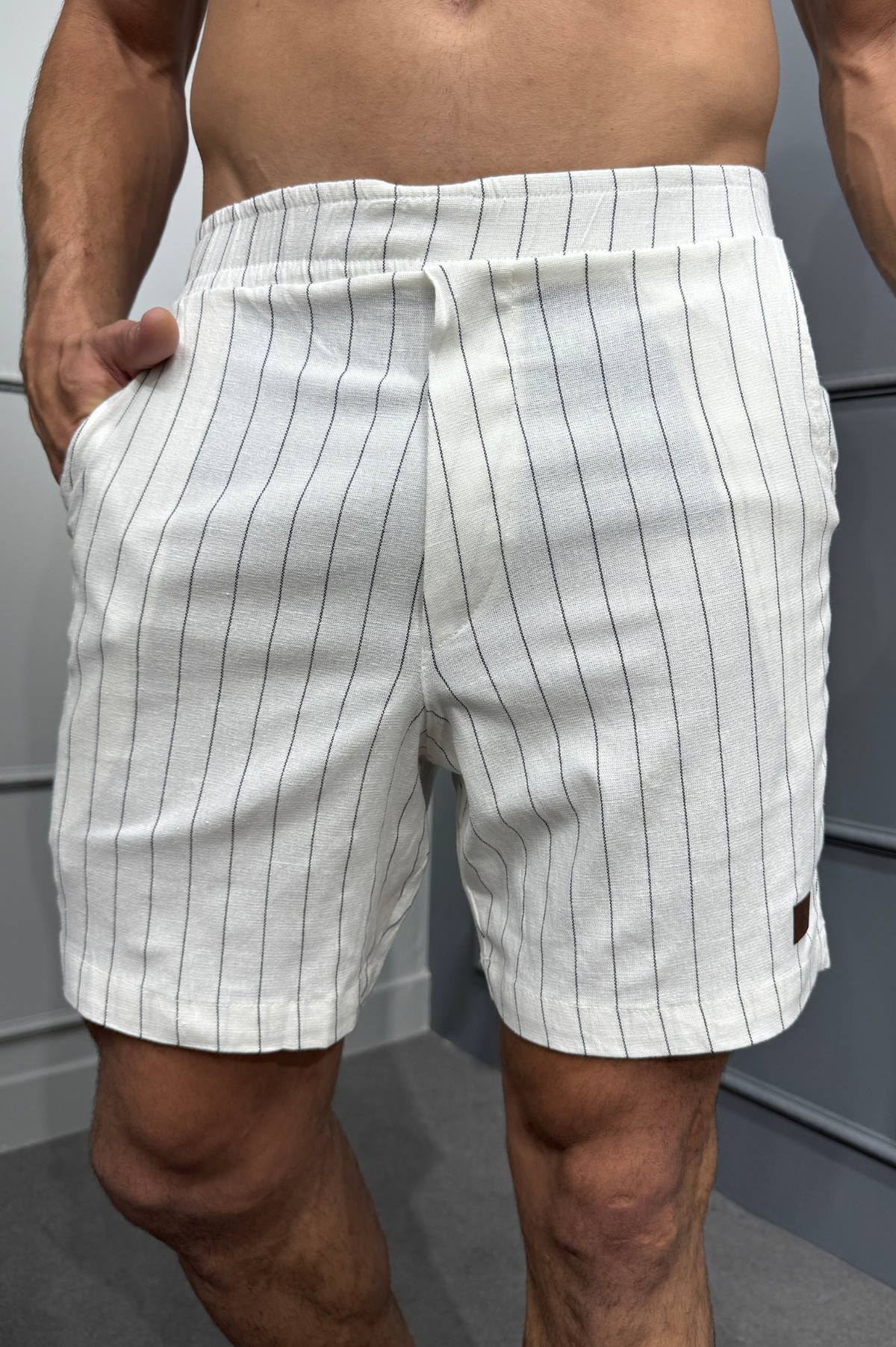 Short Com Listra de Giz Raveman
