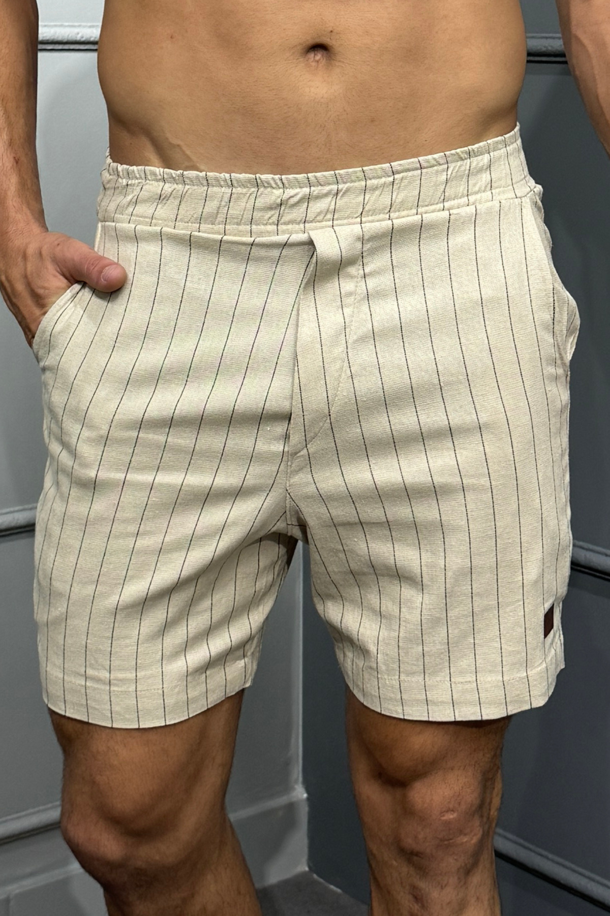 Short Com Listra de Giz Raveman